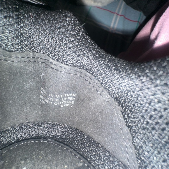 Women Micheal Kors Wilma Logo Trainer shoes - Picture 12 of 13